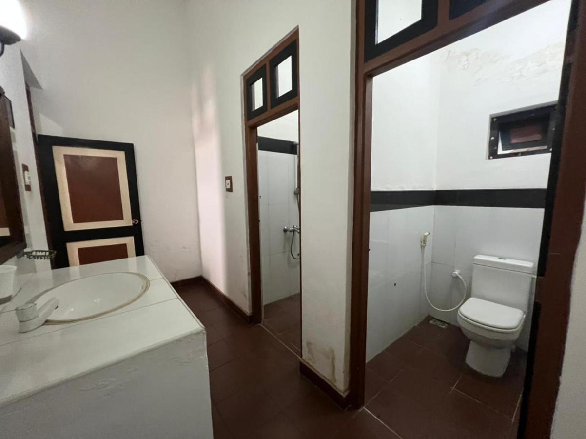 The Triangle Hotel Anuradhapura Habitación foto